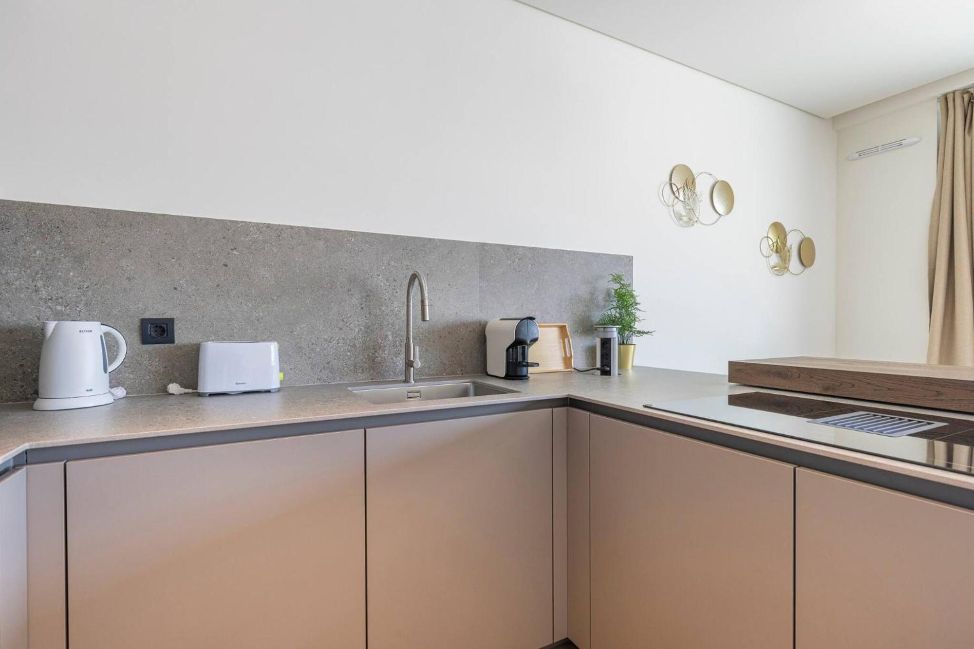 Prata Riverside Viii By Innkeeper Apartment
